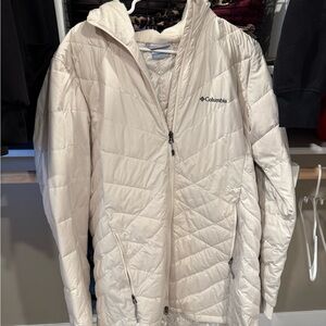 Columbia Women's Off-White Quilted Ski Jacket